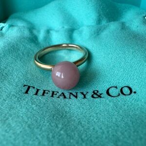 Tiffany&Co Hardware Ball Ring with Pink Quartz in 18k Rose Gold size 5